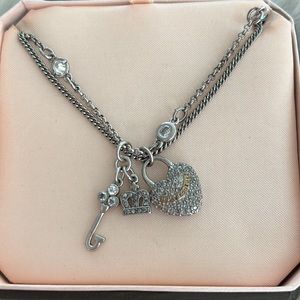 Juicy Couture N-key to my heart necklace